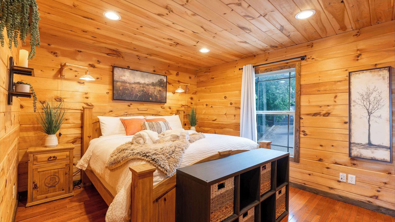 Photo of Bedroom in South Pittsburg