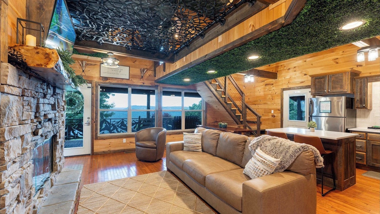 Photo of Livingroom in South Pittsburg