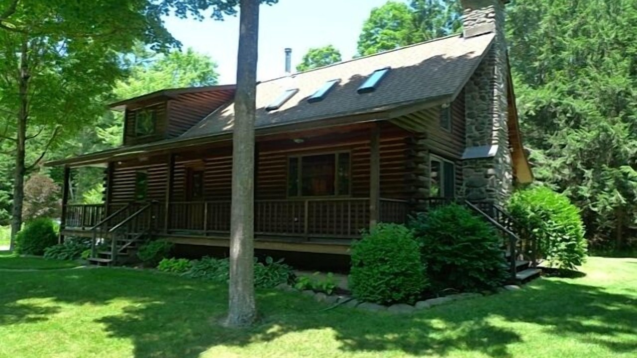 Photo of Outdoor in Lake Hill