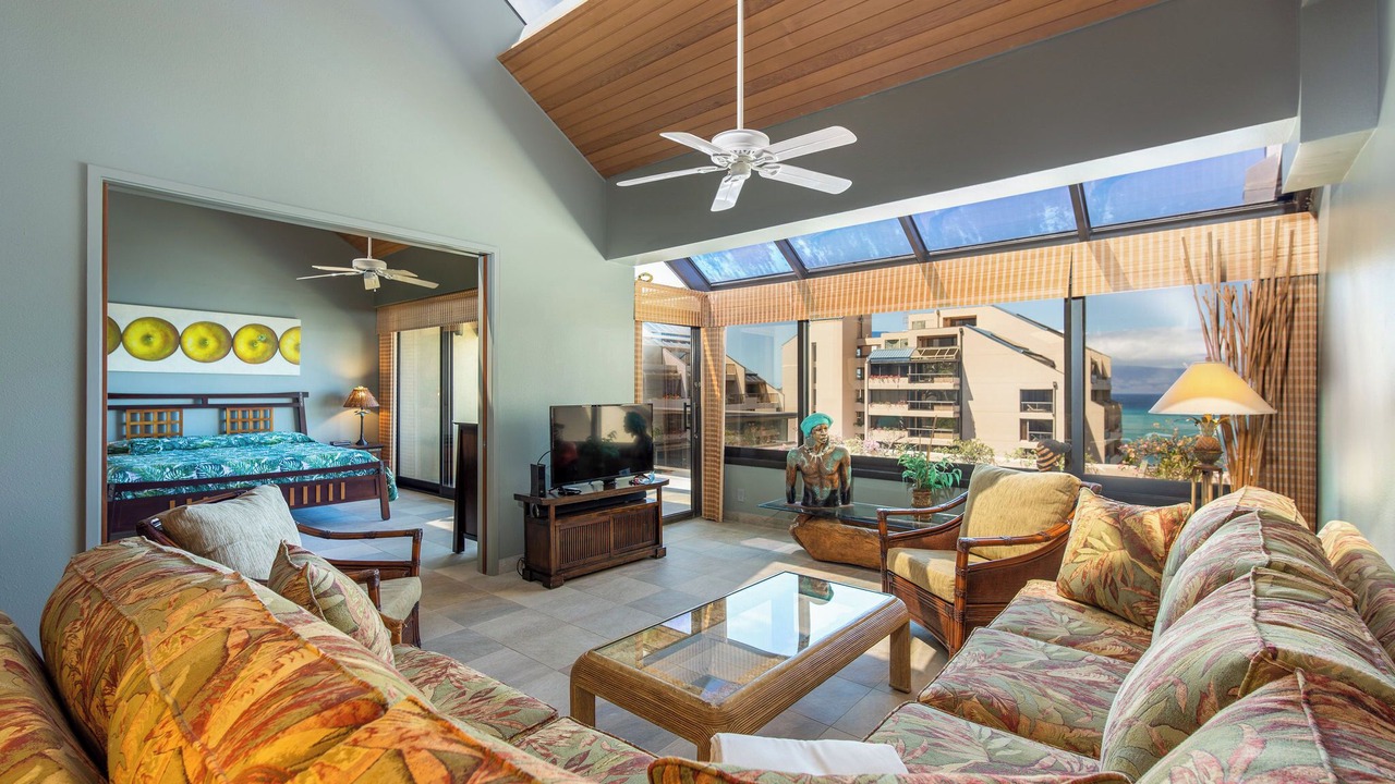 Photo of Livingroom in Kahana