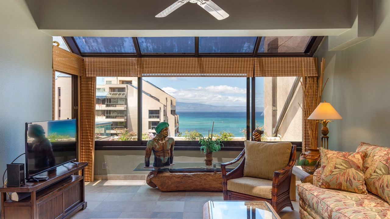 Photo of Livingroom in Kahana