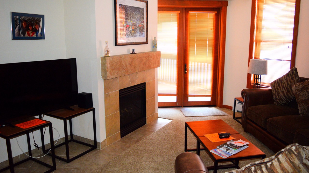 Photo of Livingroom in Copper Mountain Village