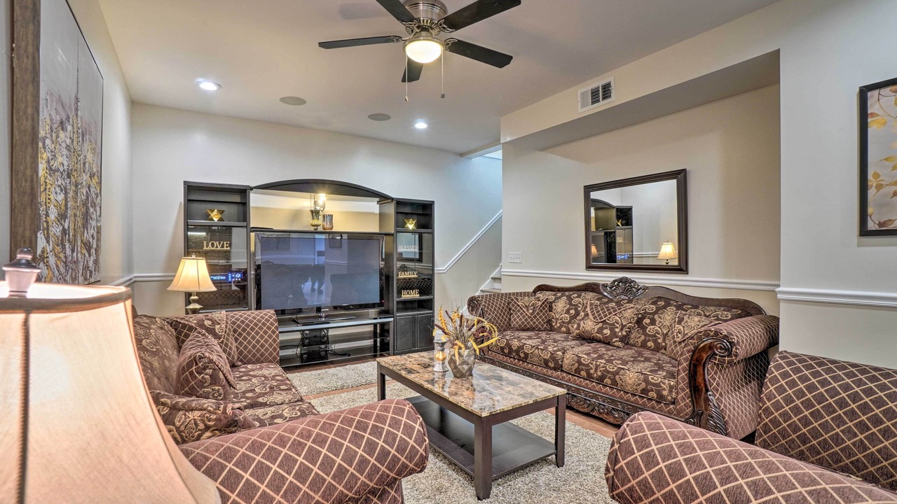 Photo of Livingroom in Barclay Drive