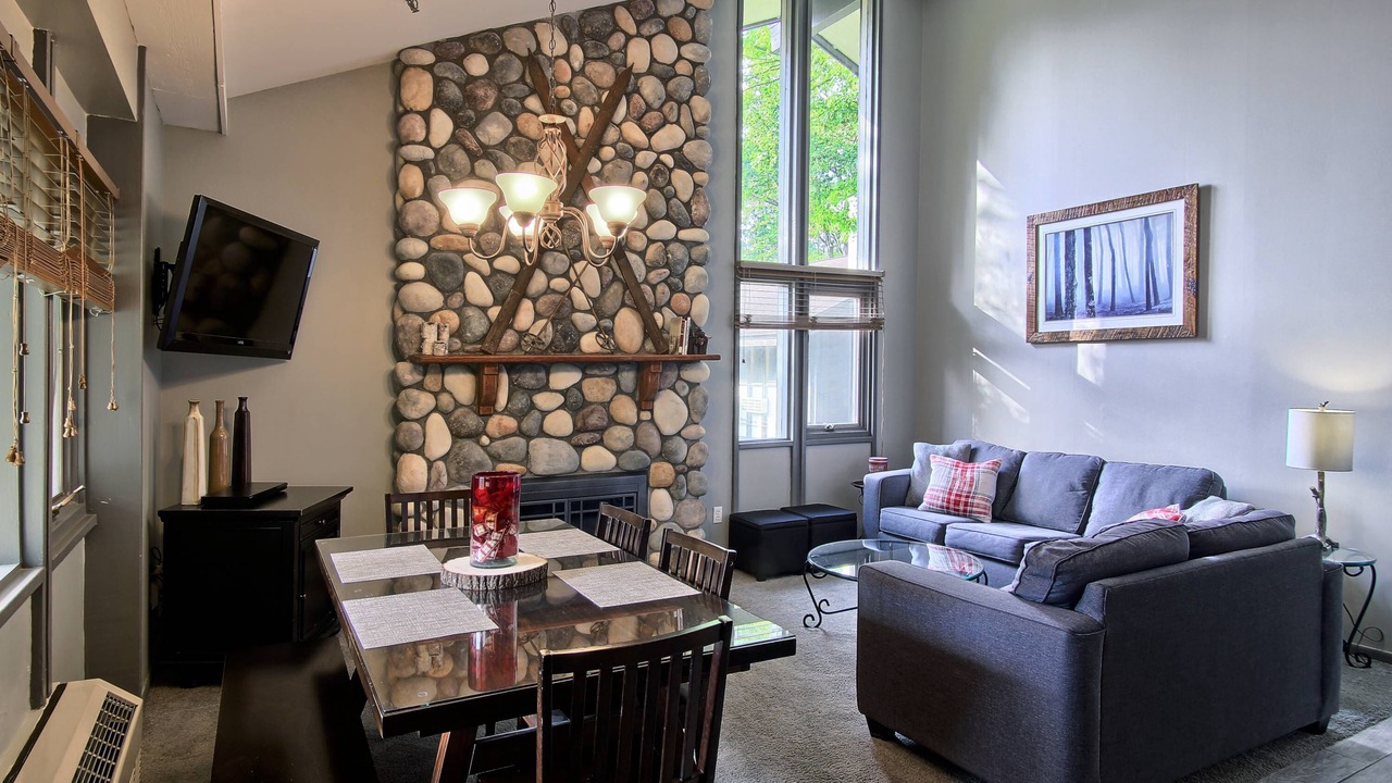 Photo of Livingroom in Boyne Falls