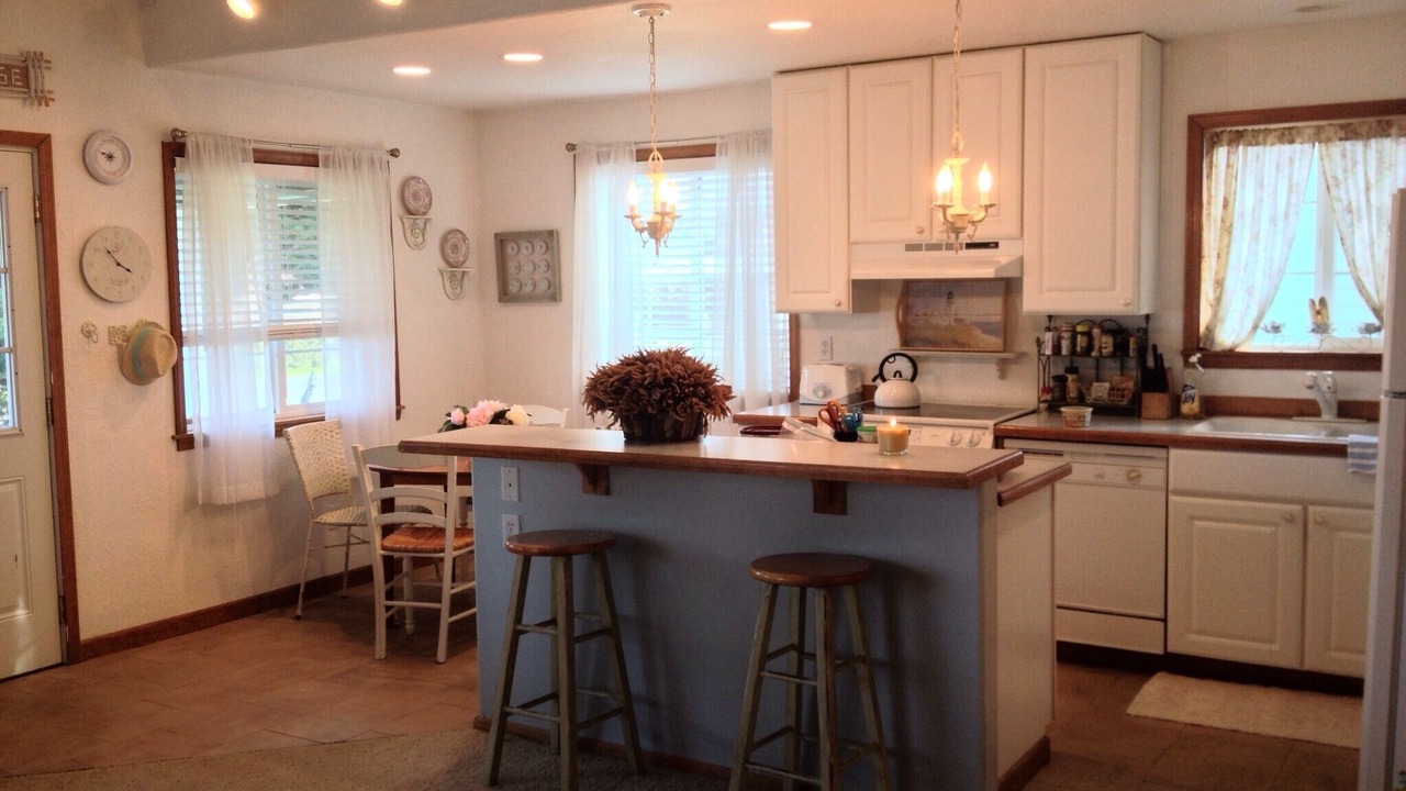 Photo of Bedroom in Sunset Beach