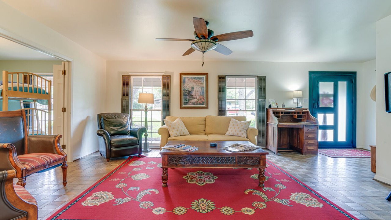 Photo of Livingroom in North San Antonio - SAT