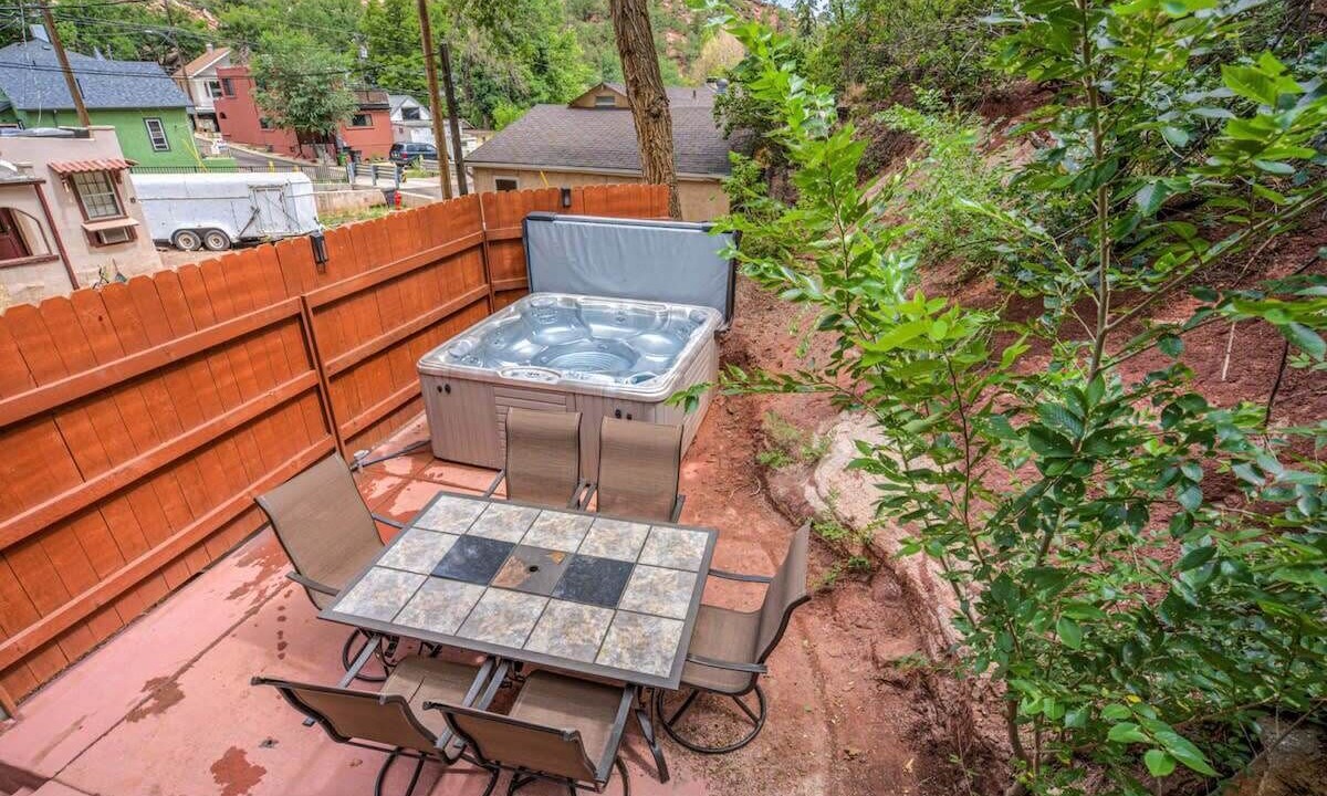 Photo of Outdoor in Manitou Springs