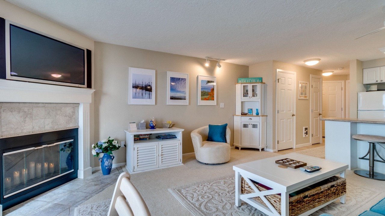 Photo of Livingroom in Rockaway Beach