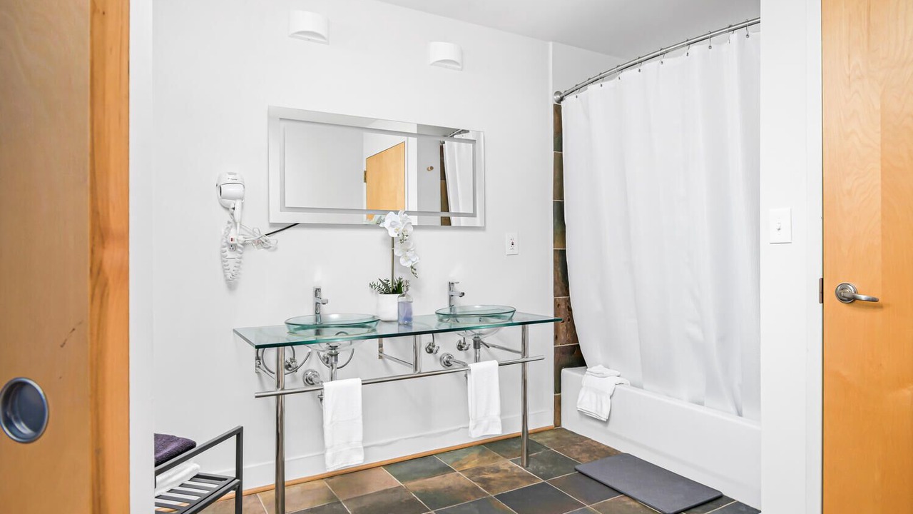 Photo of Bathroom in Downtown Nashville