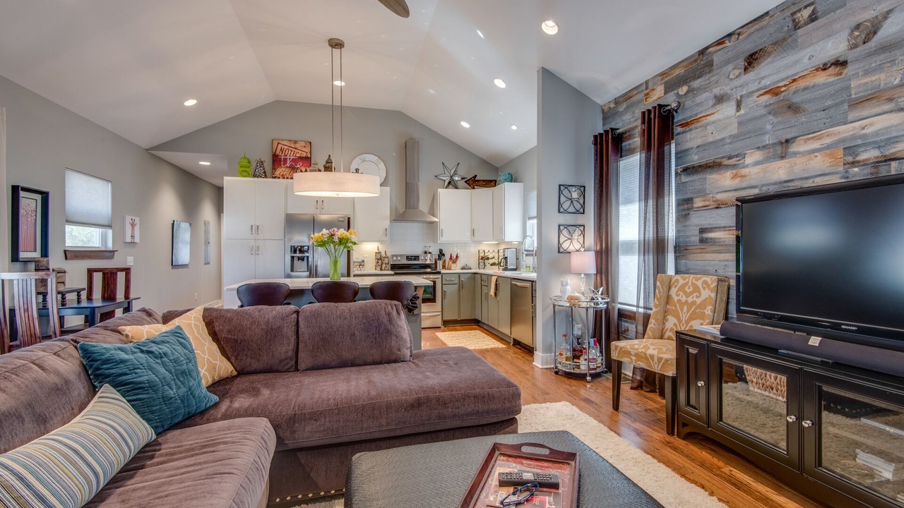 Photo of Livingroom in East Nashville