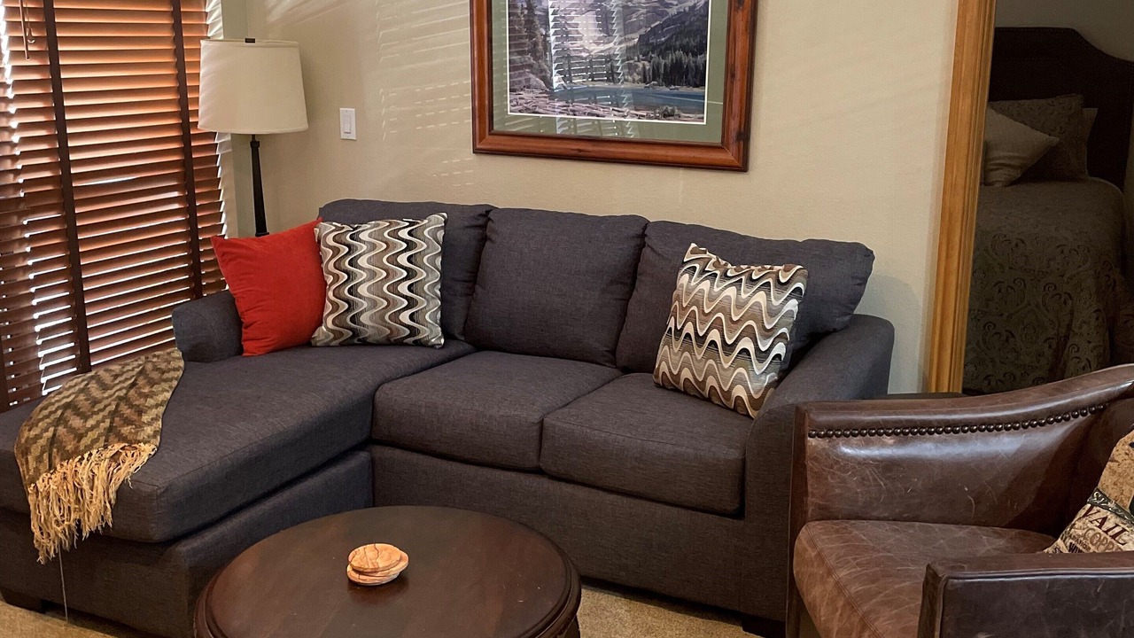 Photo of Livingroom in Avon