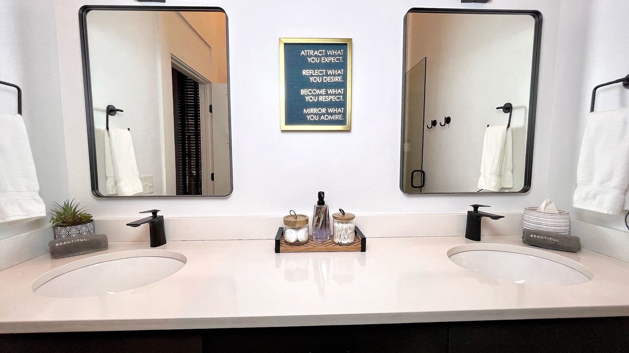 Photo of Bathroom in Downtown Nashville