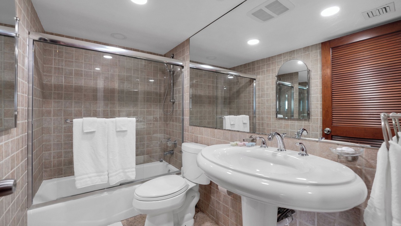 Photo of Bathroom in Downtown Miami