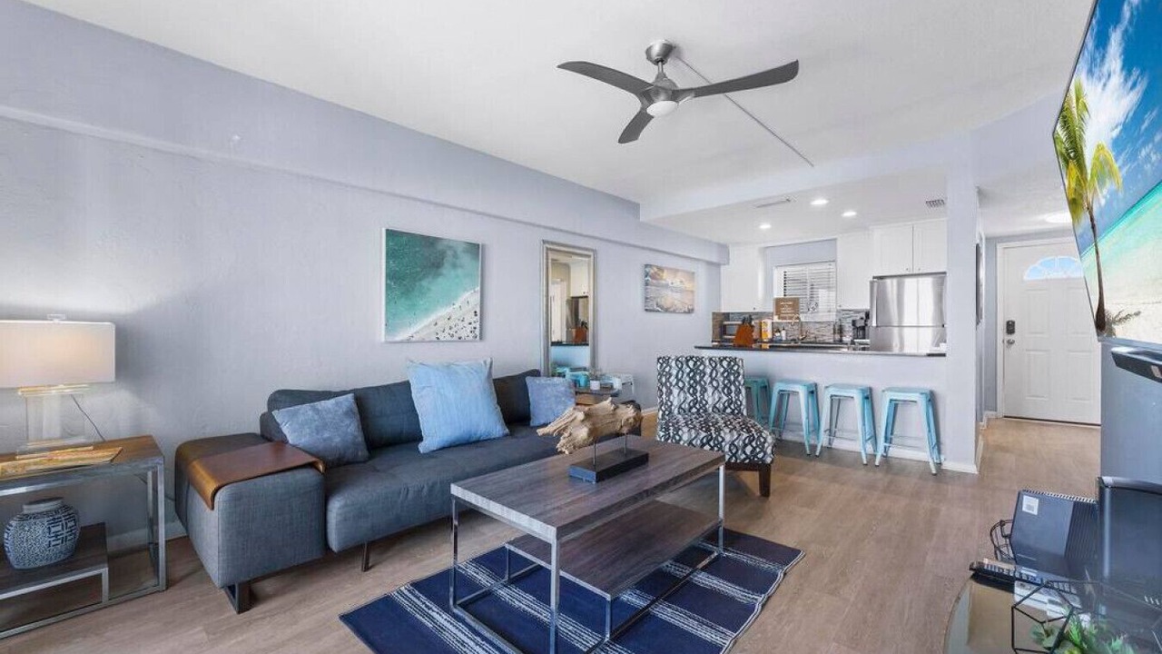 Photo of Livingroom in Jacksonville Beach