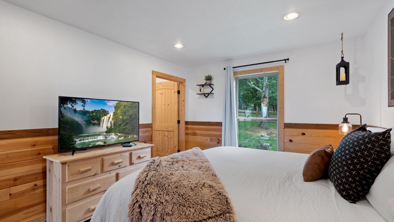 Photo of Bedroom in South Pittsburg
