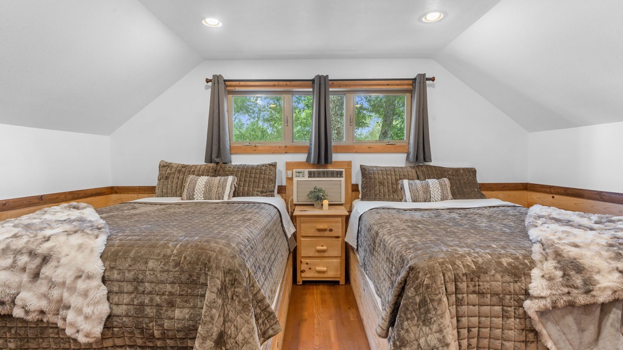 Photo of Bedroom in South Pittsburg