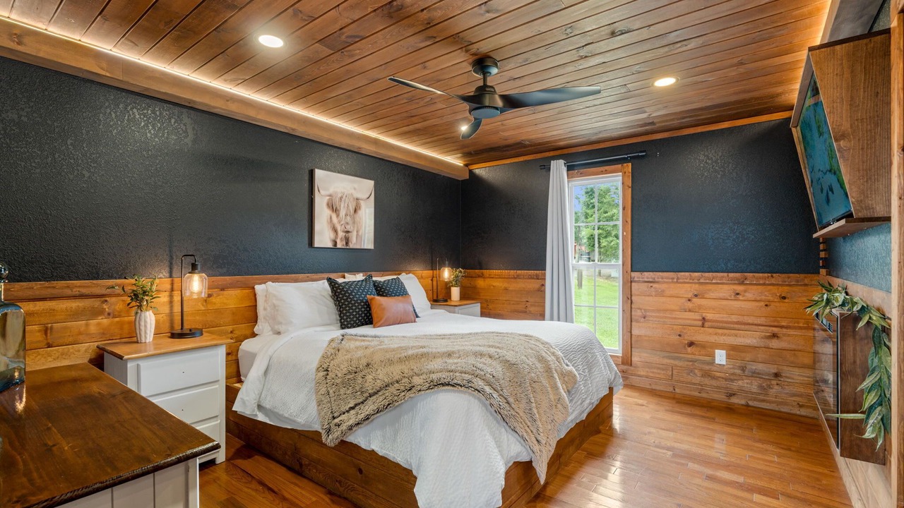 Photo of Bedroom in South Pittsburg
