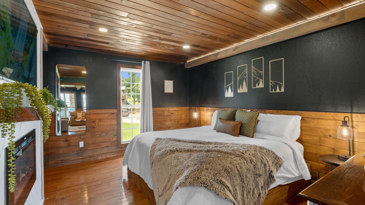 Photo of Bedroom in South Pittsburg