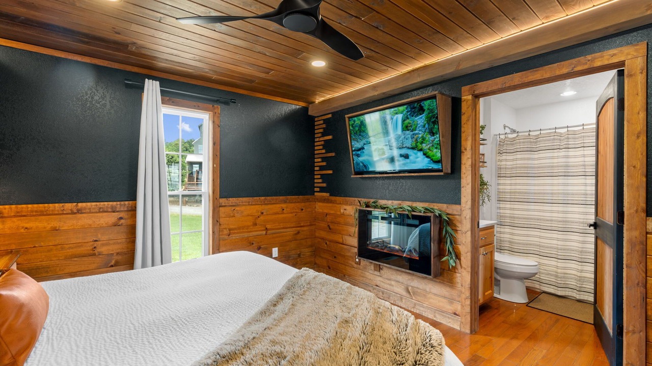 Photo of Bedroom in South Pittsburg