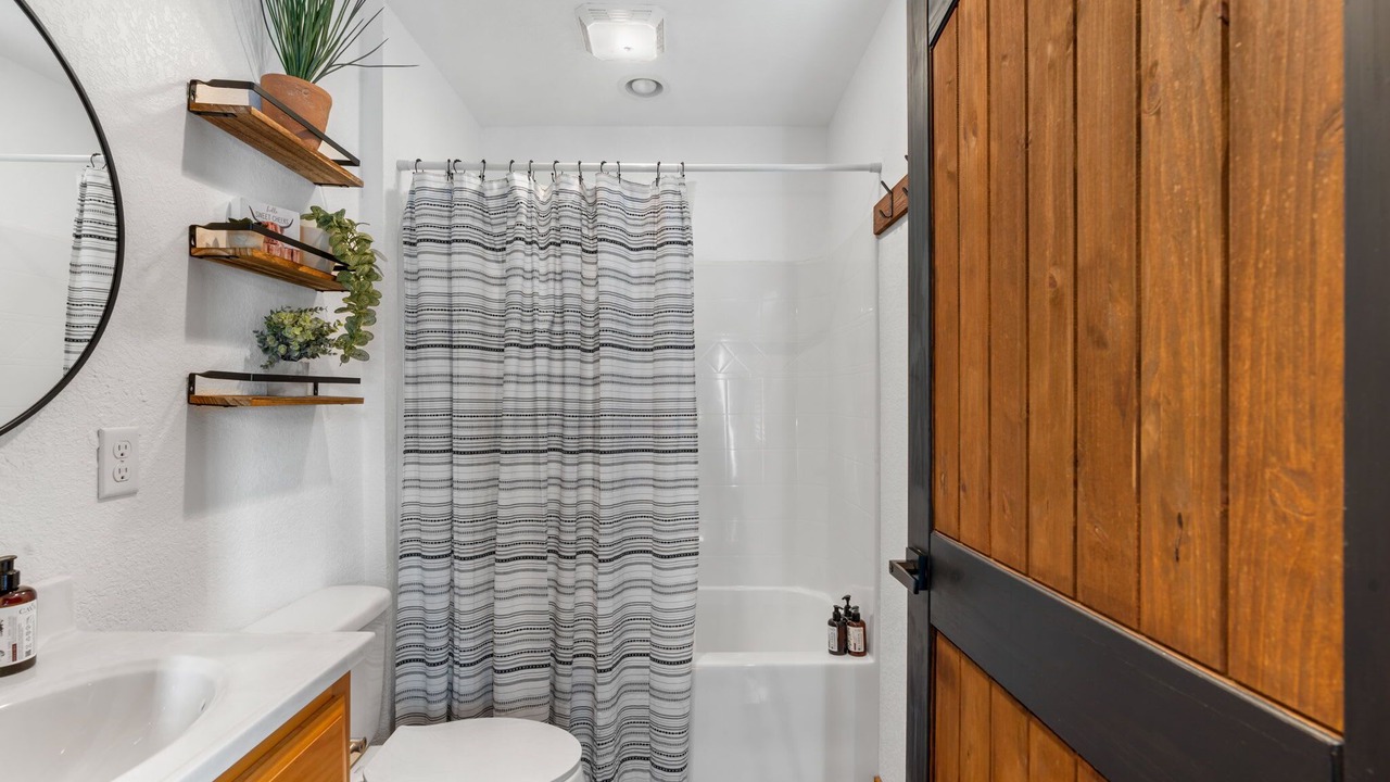 Photo of Bathroom in South Pittsburg