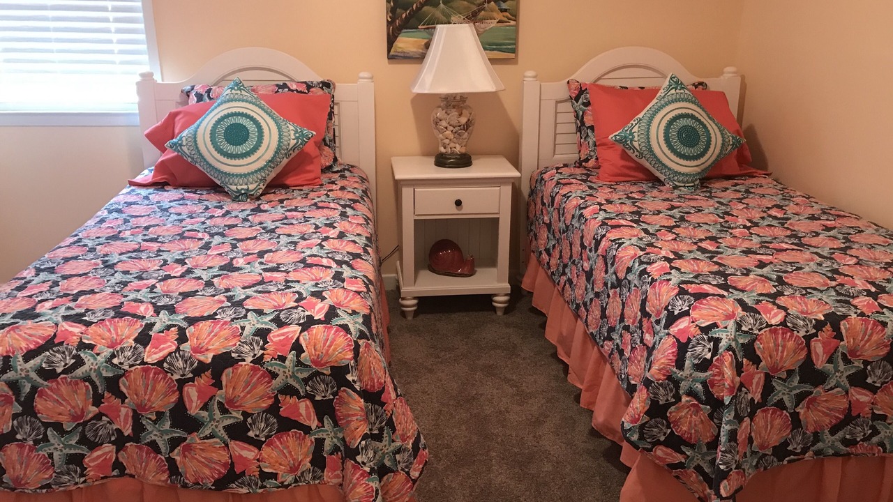 Photo of Bedroom in Gulf Shores