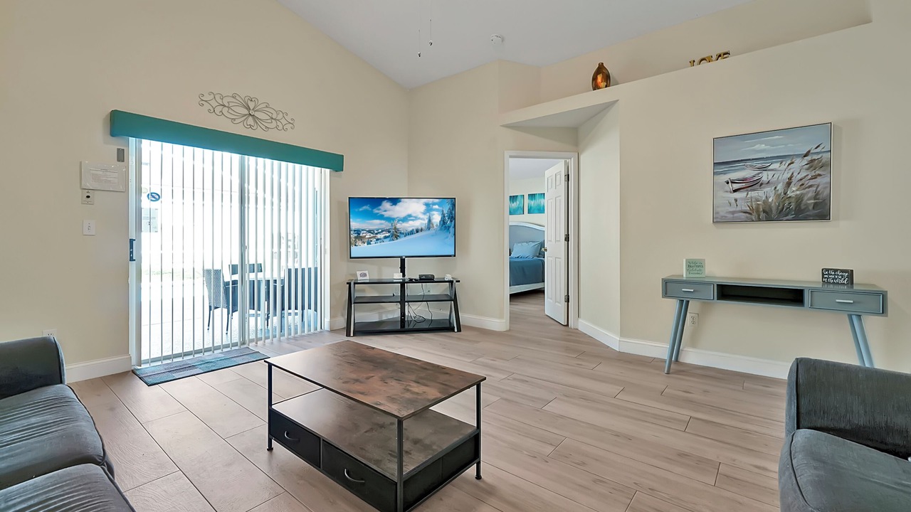 Photo of Livingroom in Davenport