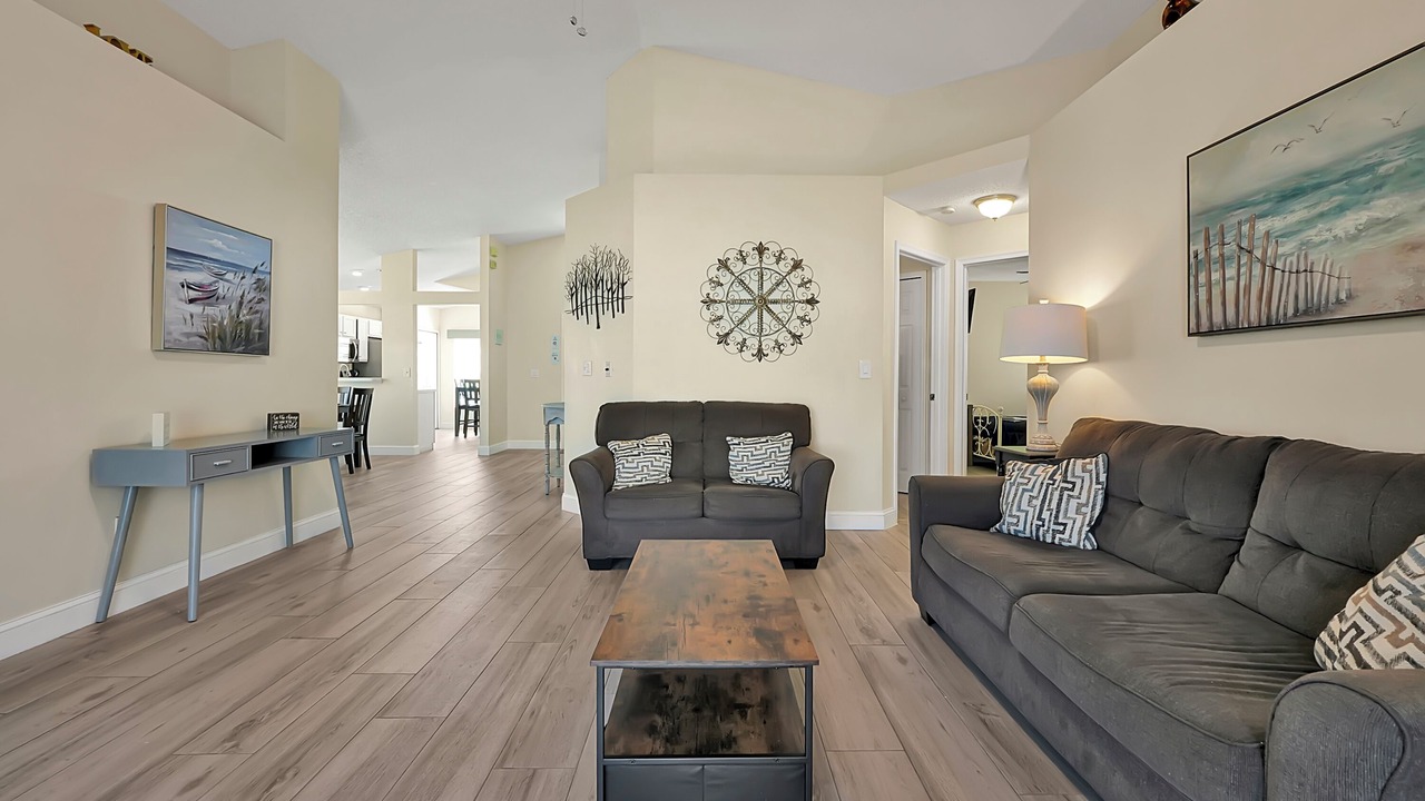 Photo of Livingroom in Davenport