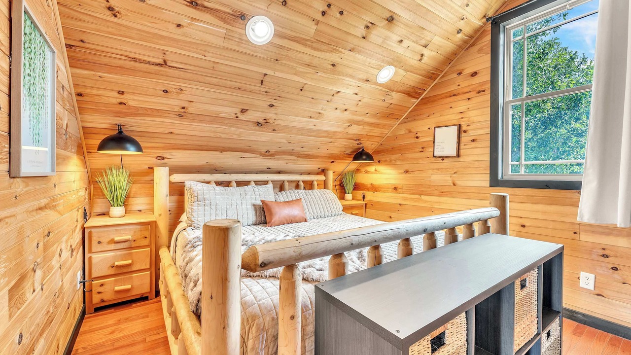 Photo of Bedroom in South Pittsburg