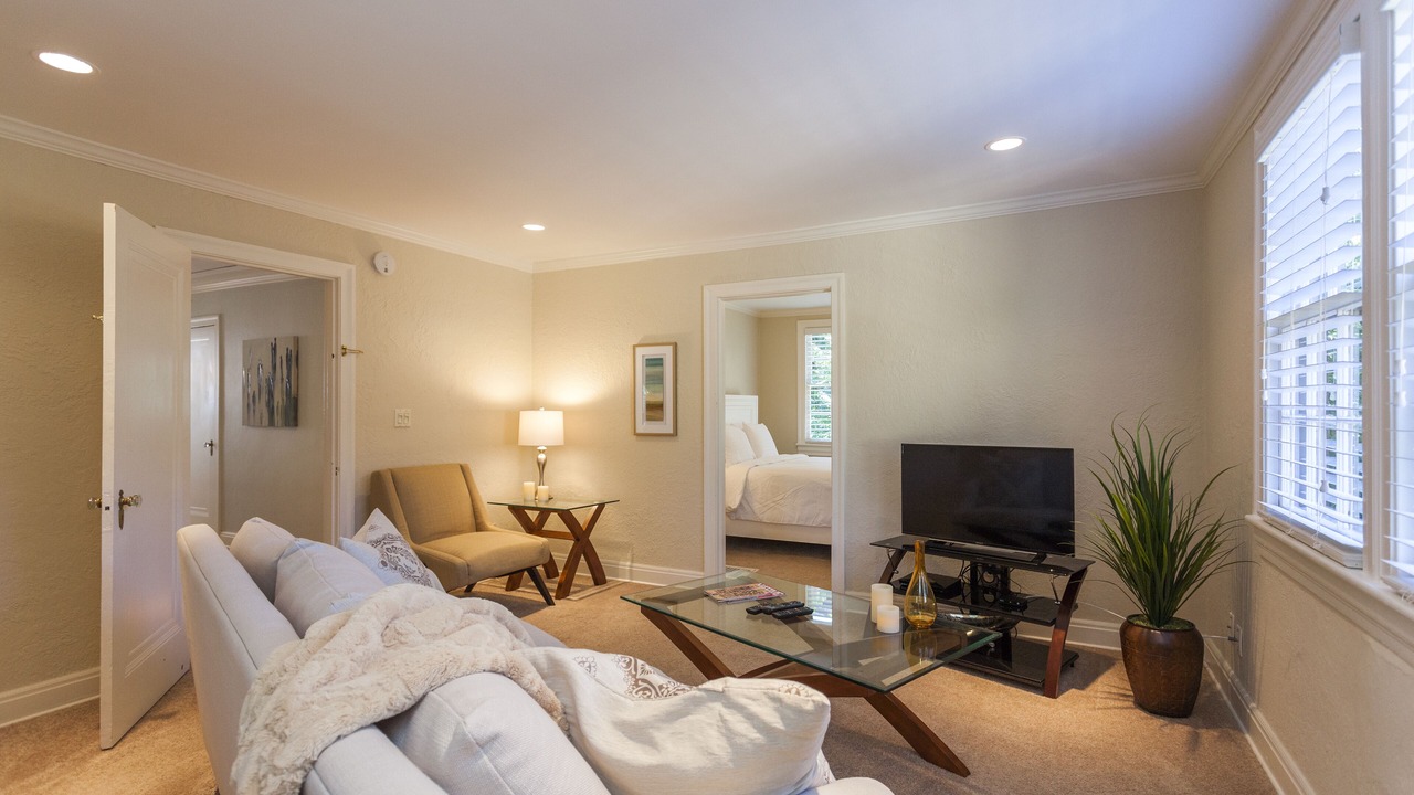 Photo of Livingroom in Green Hills