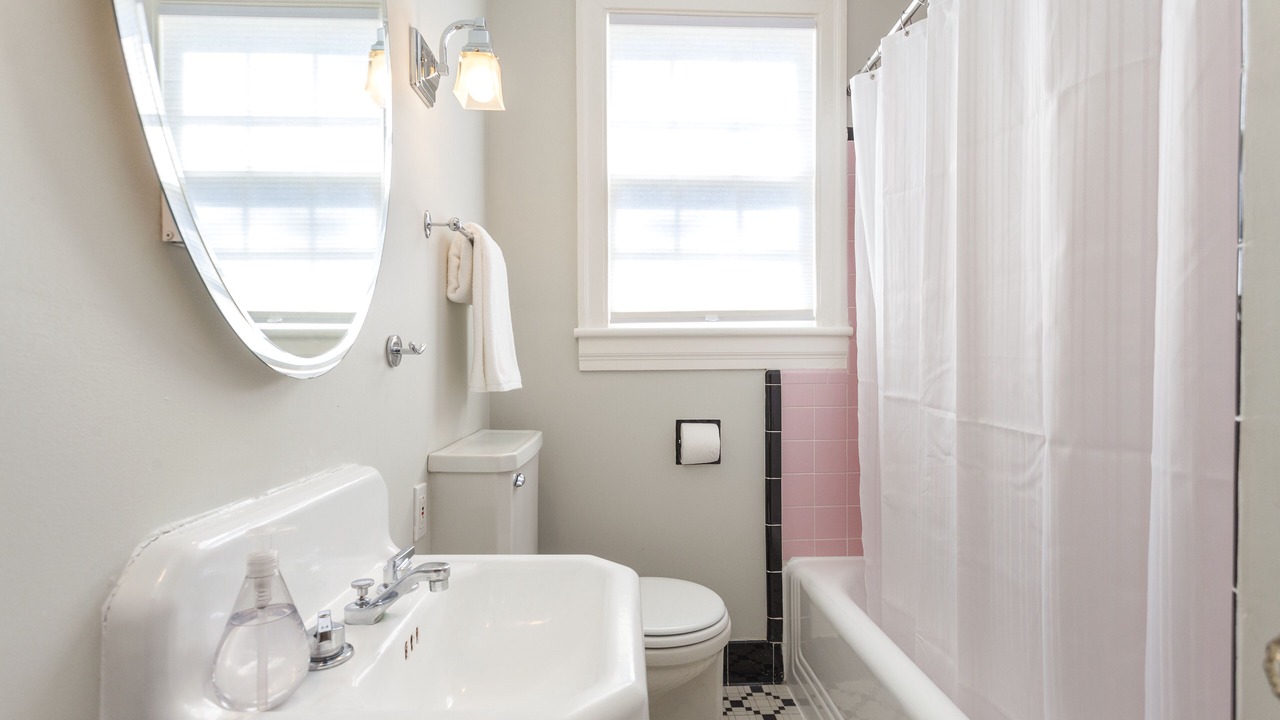 Photo of Bathroom in Green Hills