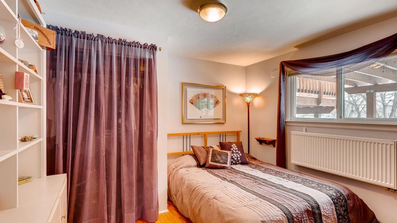 Photo of Bedroom in Baseline Sub