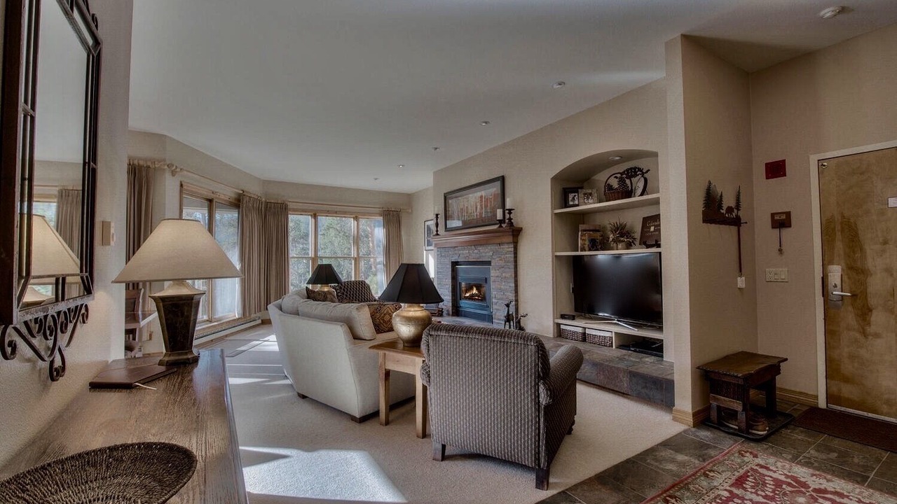 Photo of Livingroom in Keystone