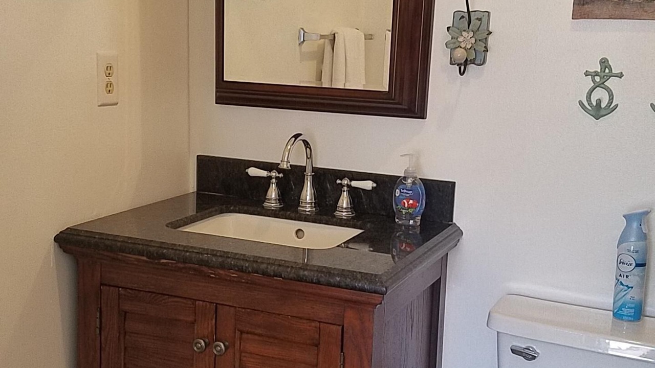 Photo of Bathroom in Gulf Shores