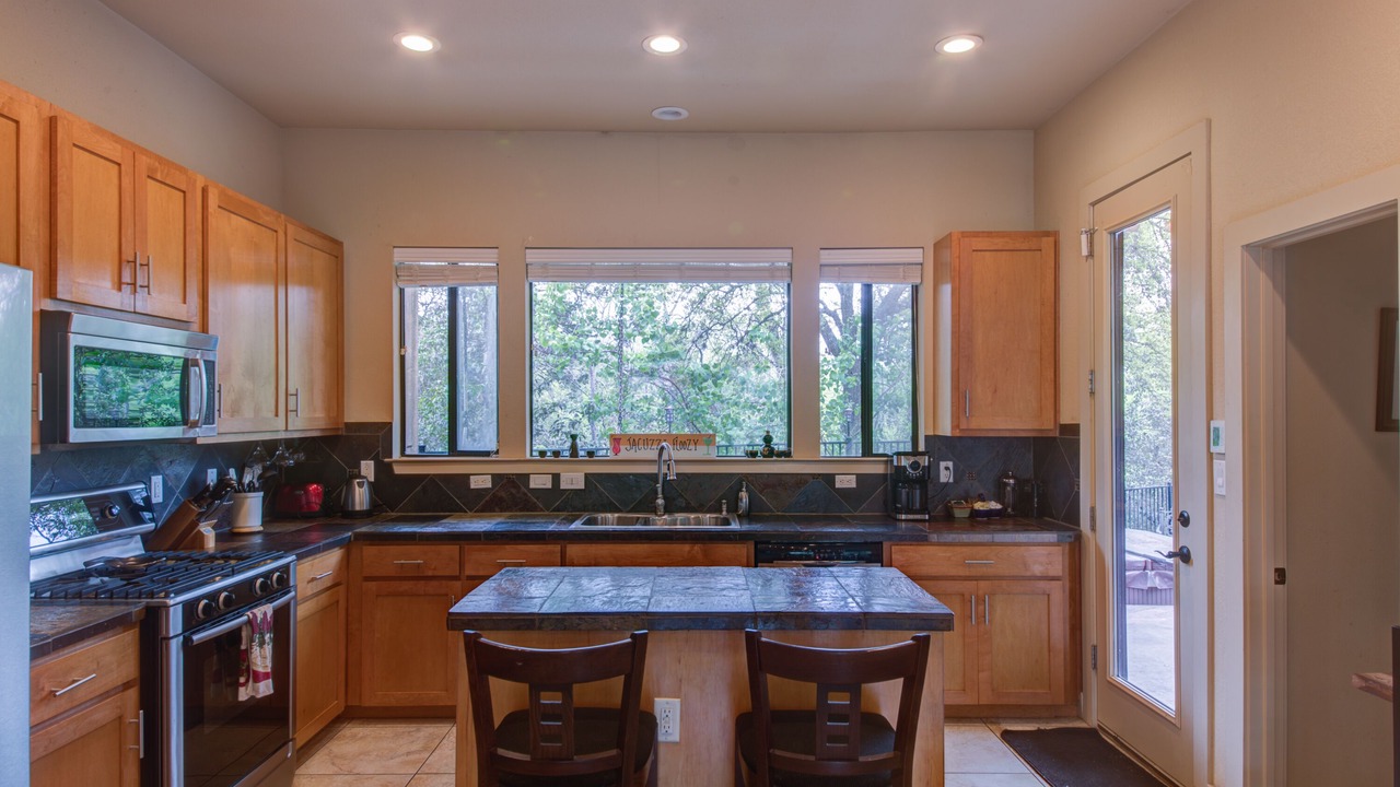 Photo of Kitchen in MLK