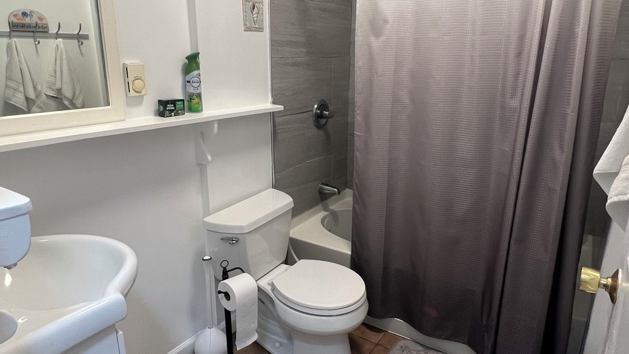 Photo of Bathroom in North End