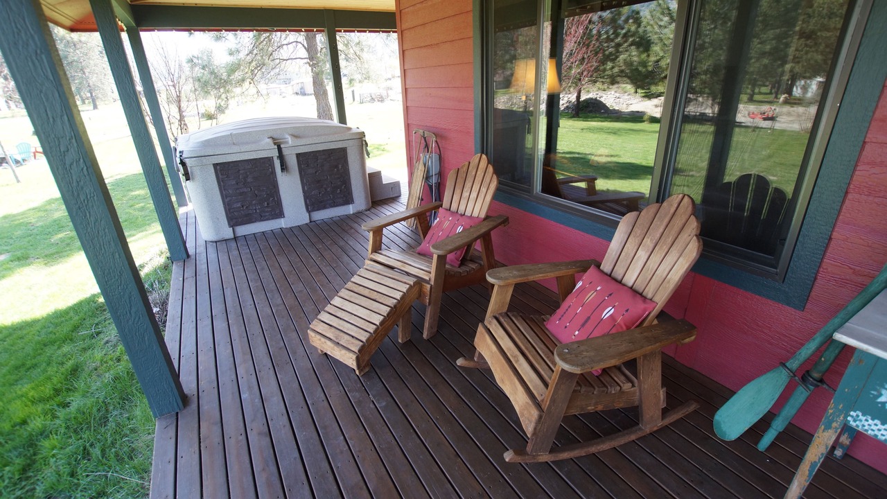 Photo of Patio Balcony in Leavenworth
