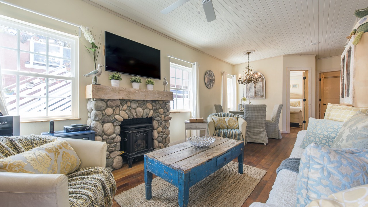 Photo of Livingroom in Mission Beach