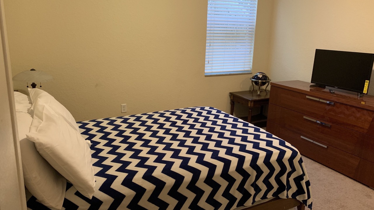 Photo of Bedroom in Poinciana Park