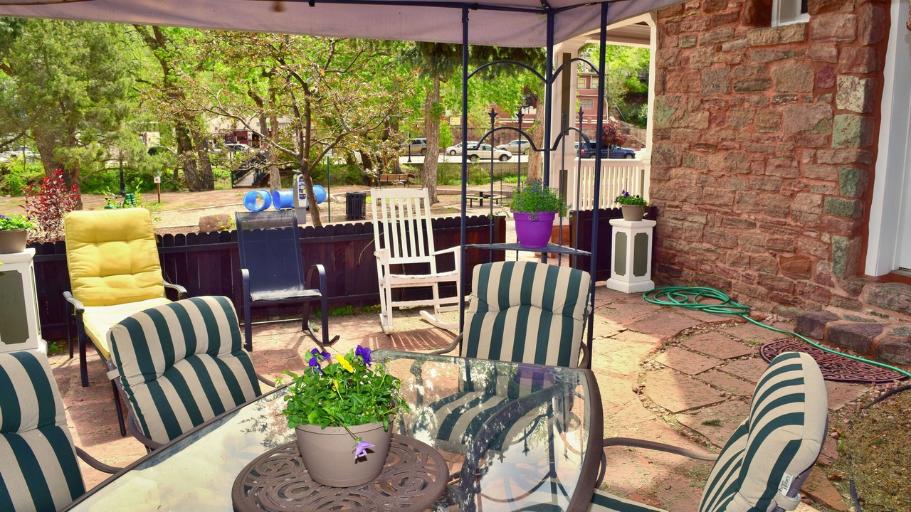 Photo of Others in Manitou Springs Historic District