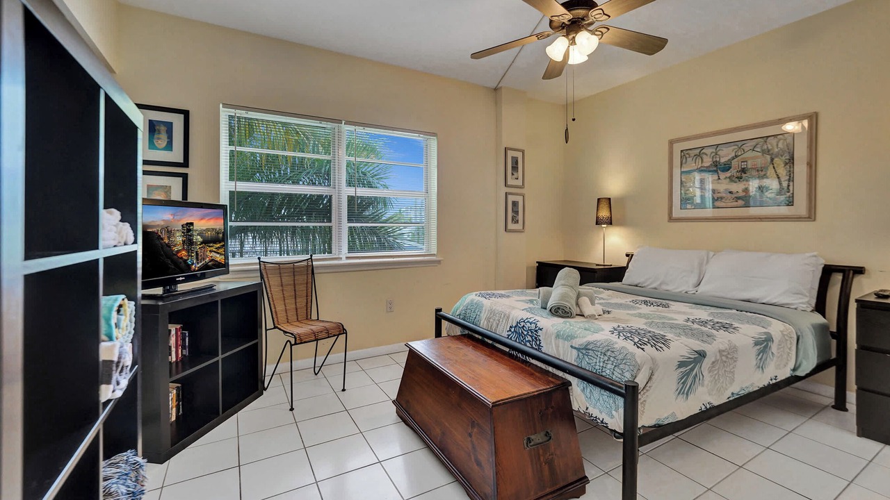 Photo of Bedroom in Central Beach