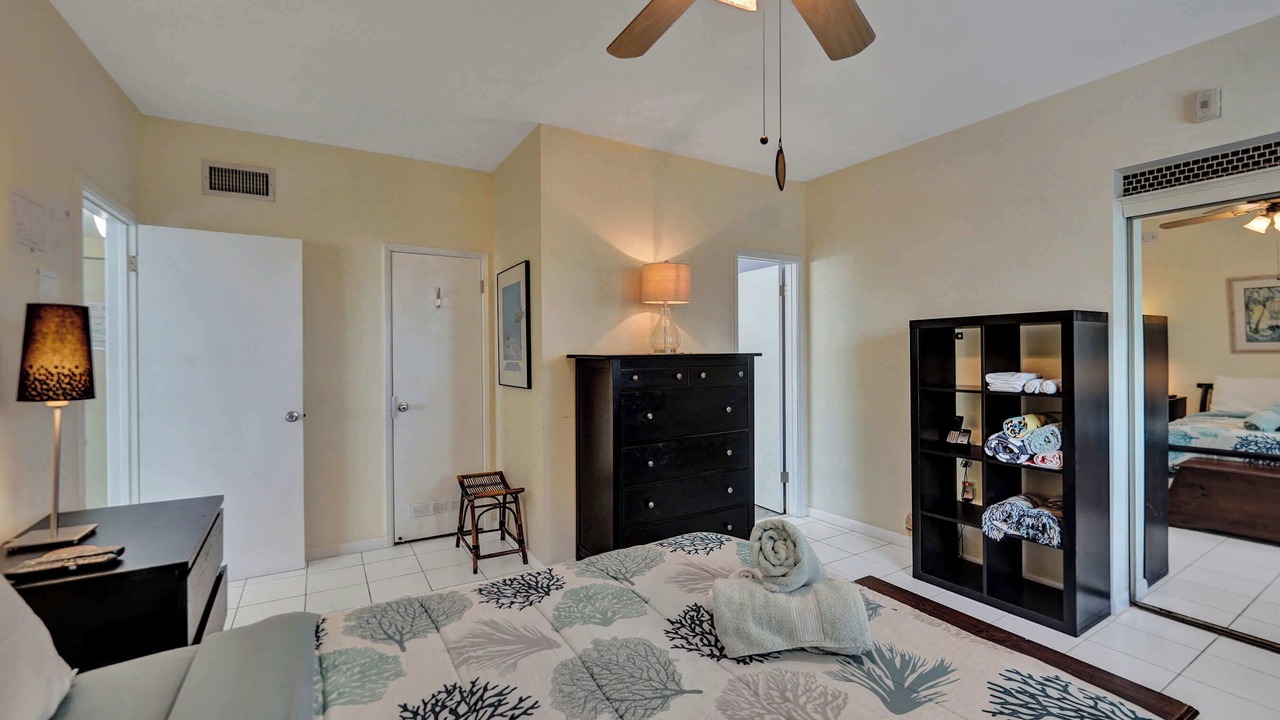 Photo of Bedroom in Central Beach