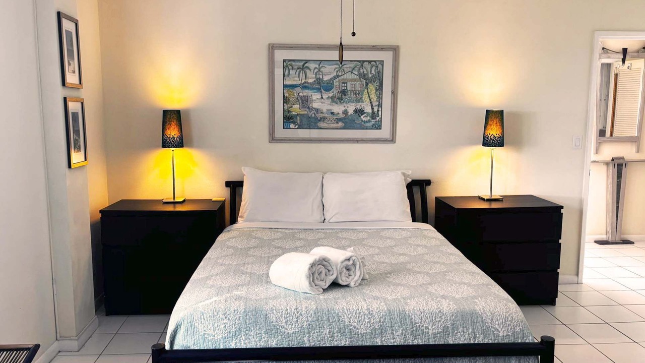 Photo of Bedroom in Central Beach