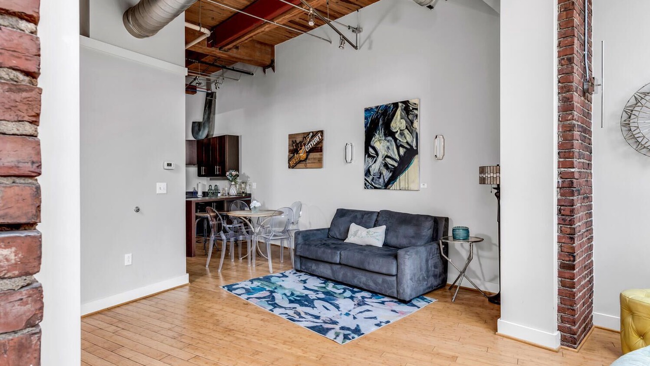Photo of Bedroom in Downtown Nashville