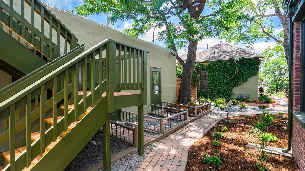 Photo of Outdoor in Five Points
