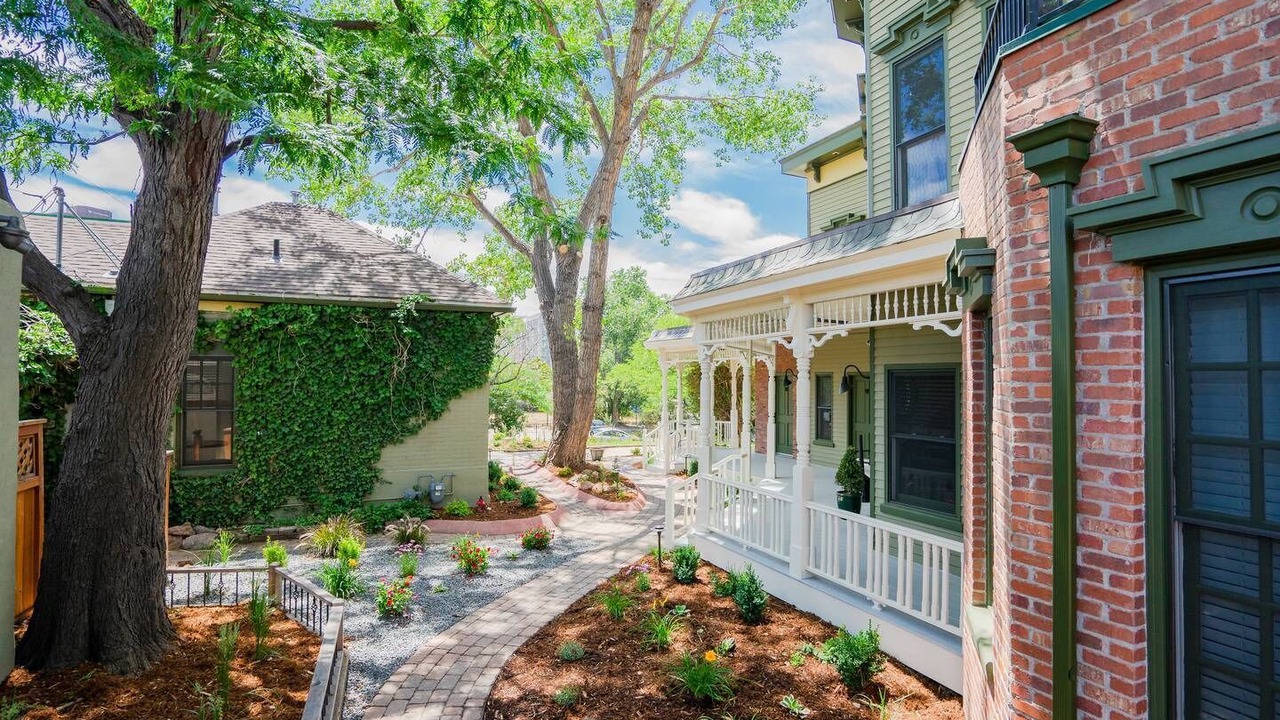 Photo of Outdoor in Five Points