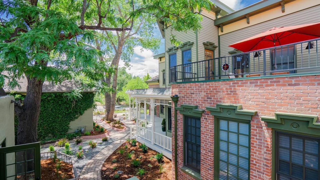 Photo of Outdoor in Five Points