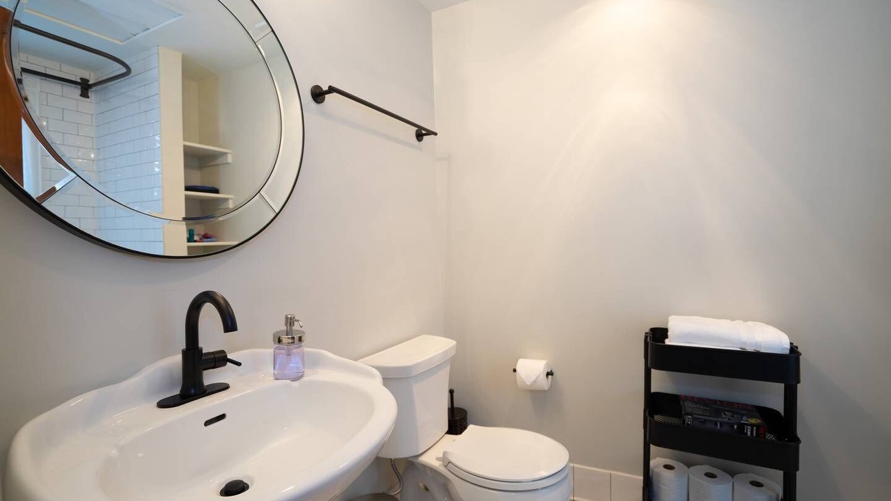Photo of Bathroom in Five Points