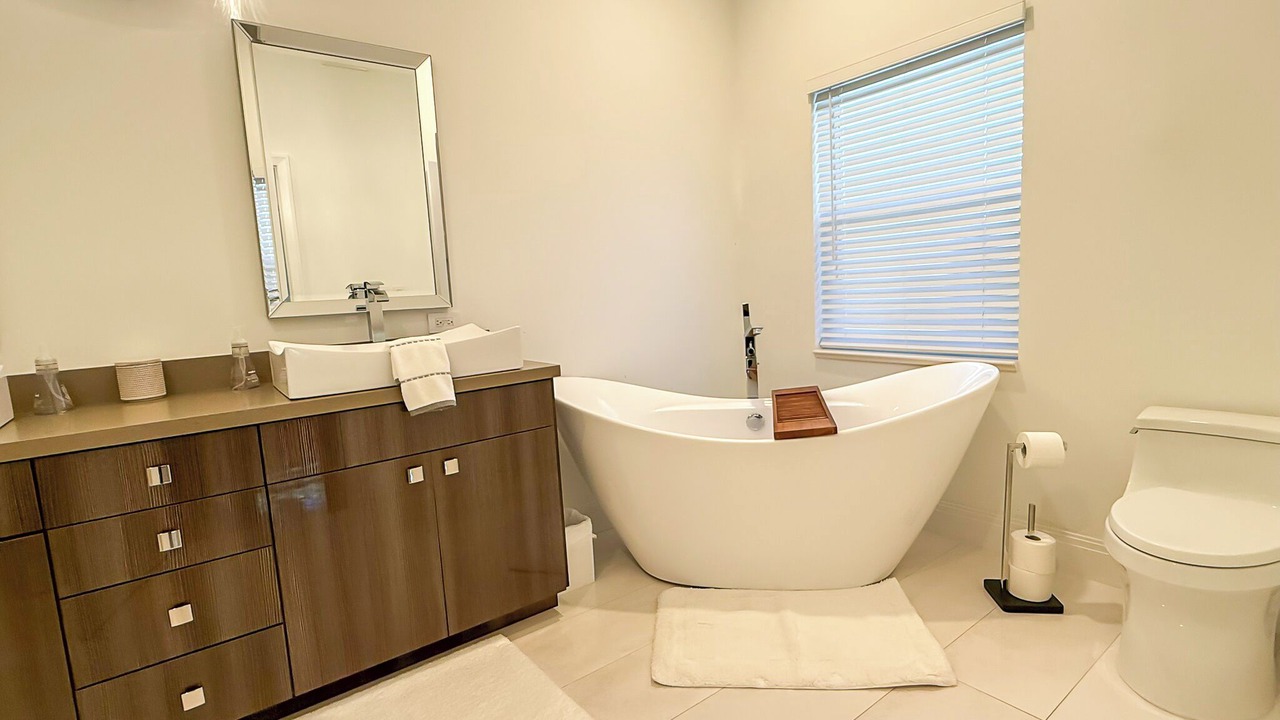 Photo of Bathroom in Lake Worth