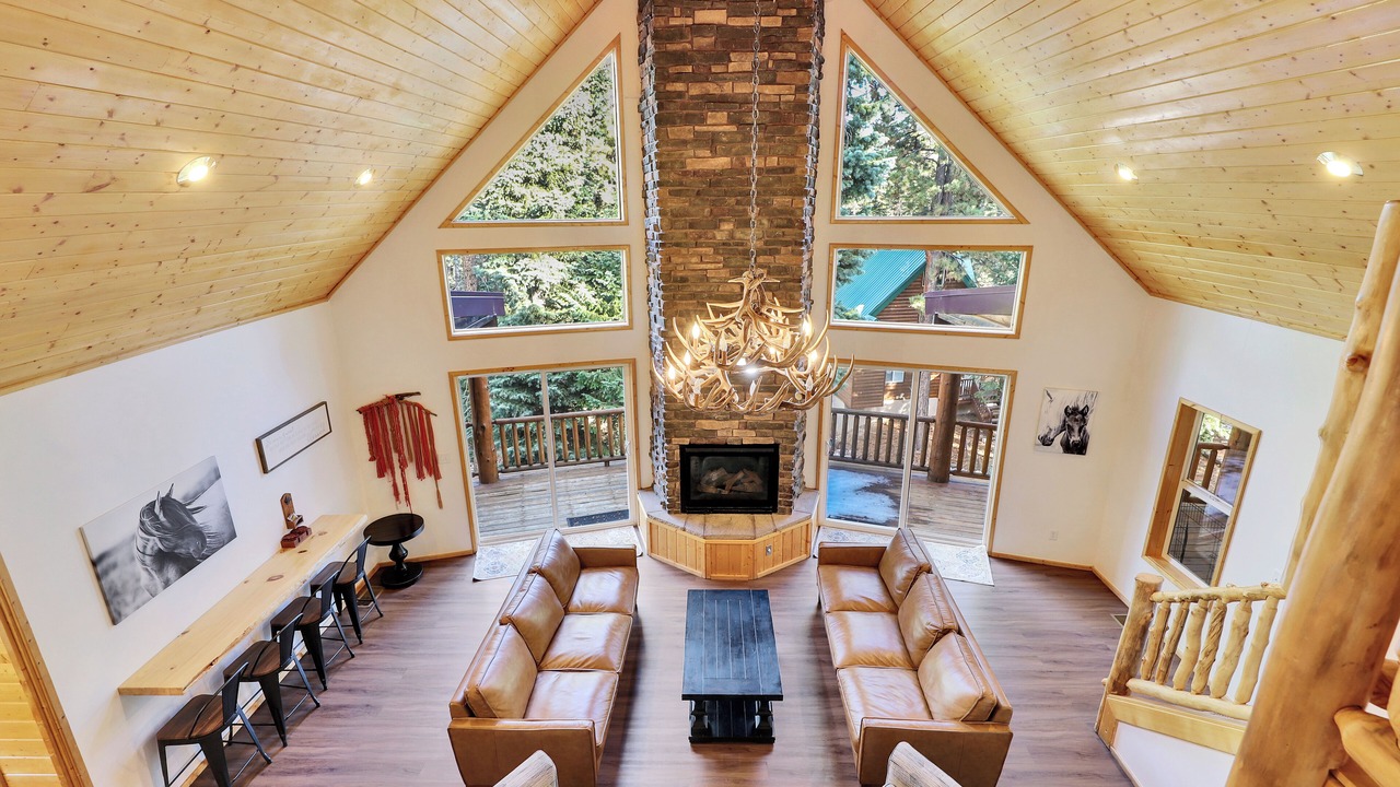 Photo of Livingroom in Duck Creek Village