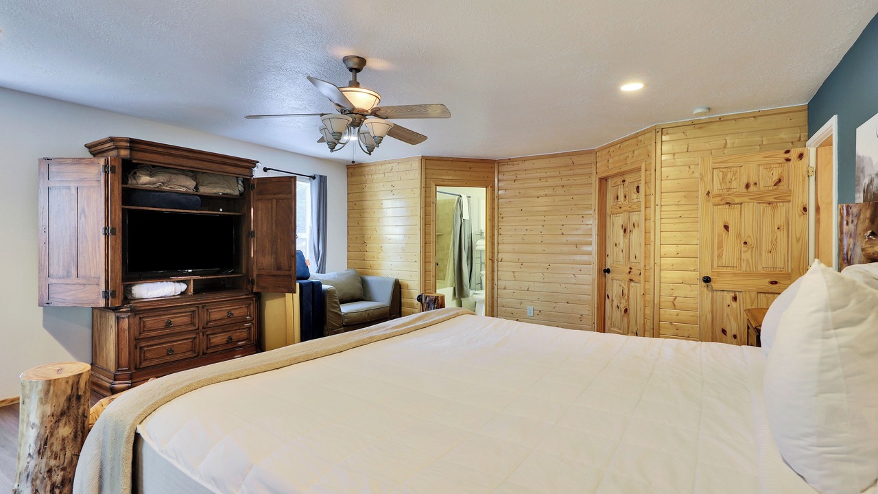 Photo of Bedroom in Duck Creek Village